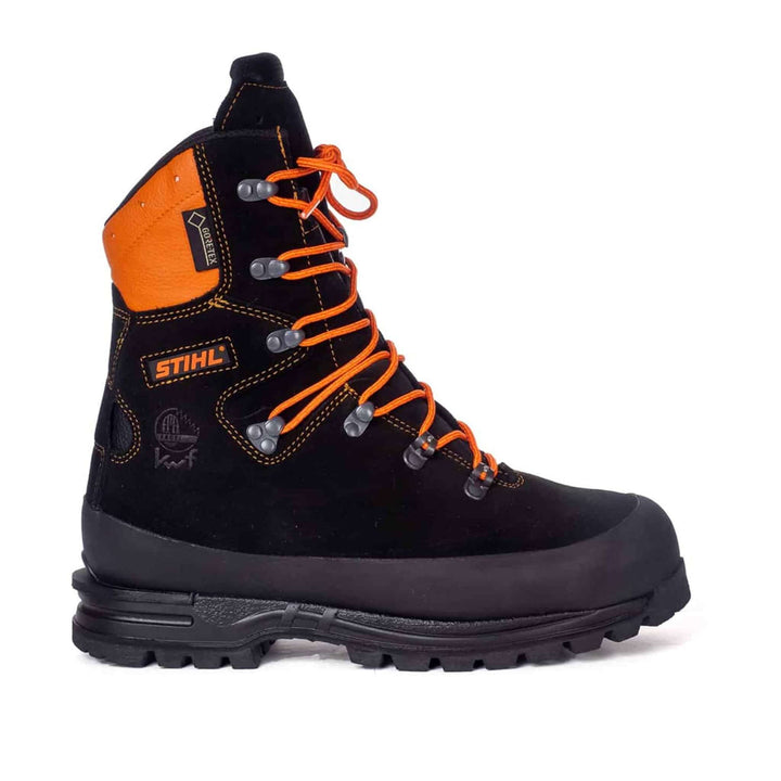 STIHL Advance Gore-Tex Trekking Chainsaw Boots for tree surgeons, featuring durable leather and protective toe cap.