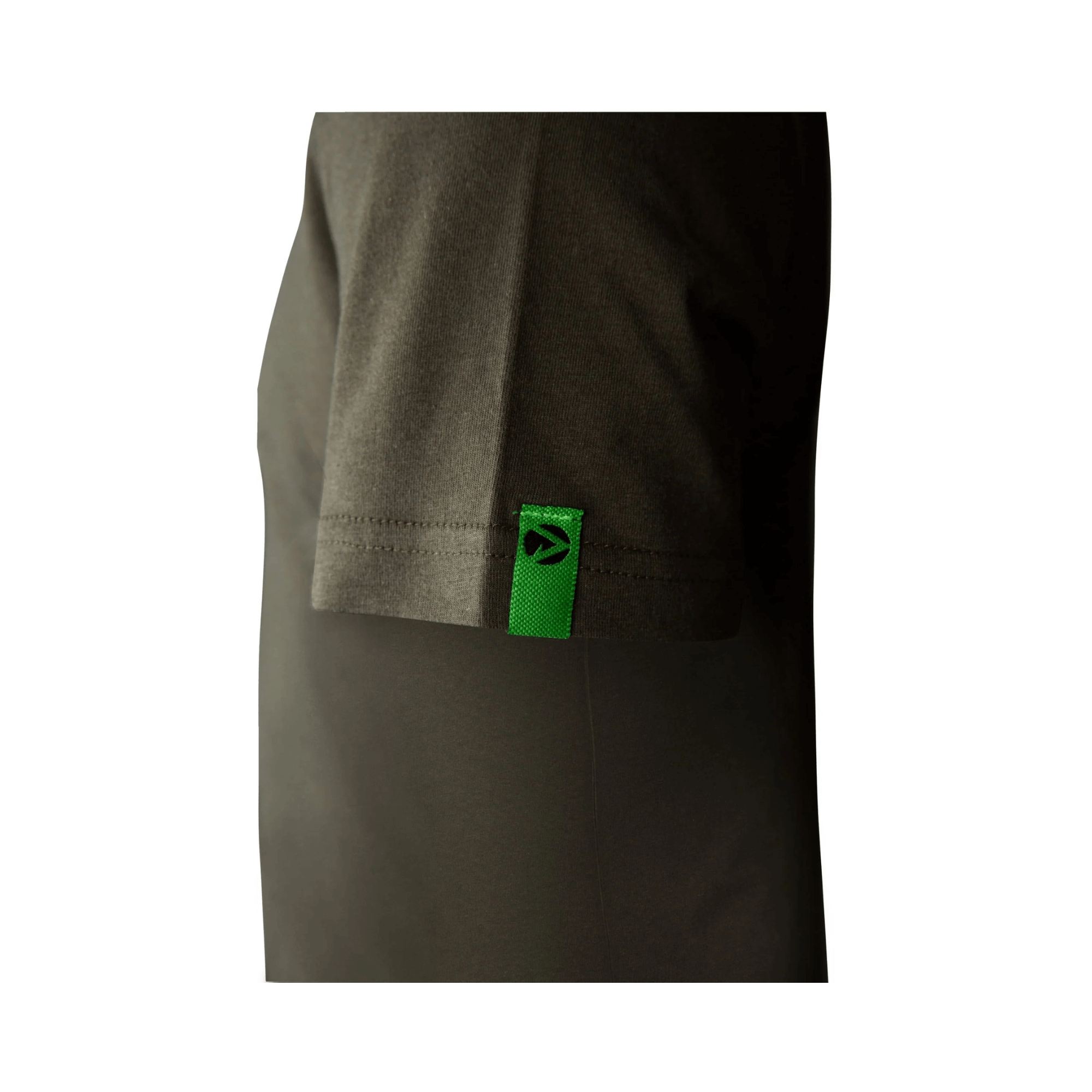 Close-up of the sleeve of the Short Sleeve T-Shirt Olive with a green label detail.
