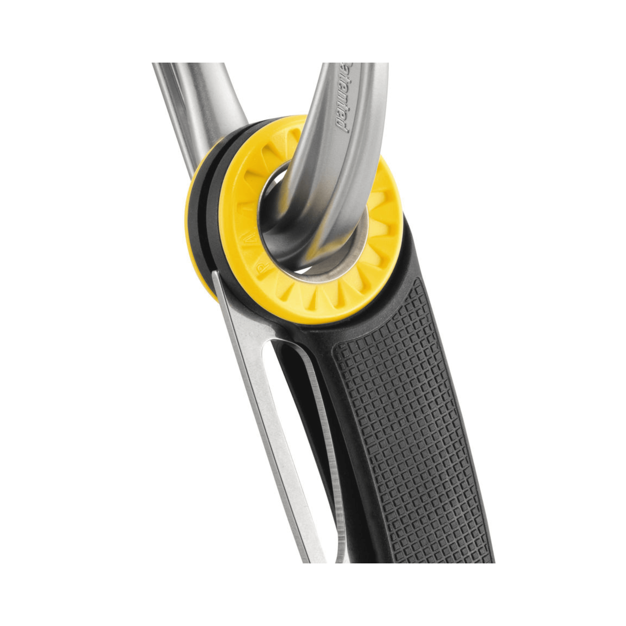 Close-up of PETZL SPATHA knife blade and handle detailing, designed for safety and efficiency in climbing.