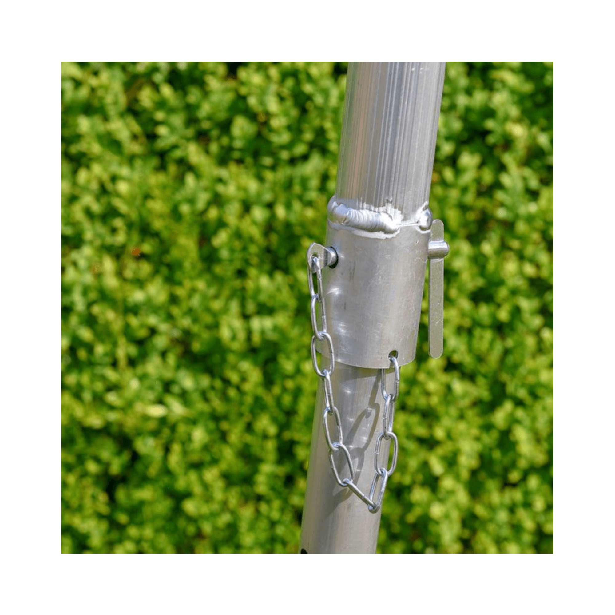 Pin & Chain For Hendon Ladders Rear Leg installation detail on ladder pole