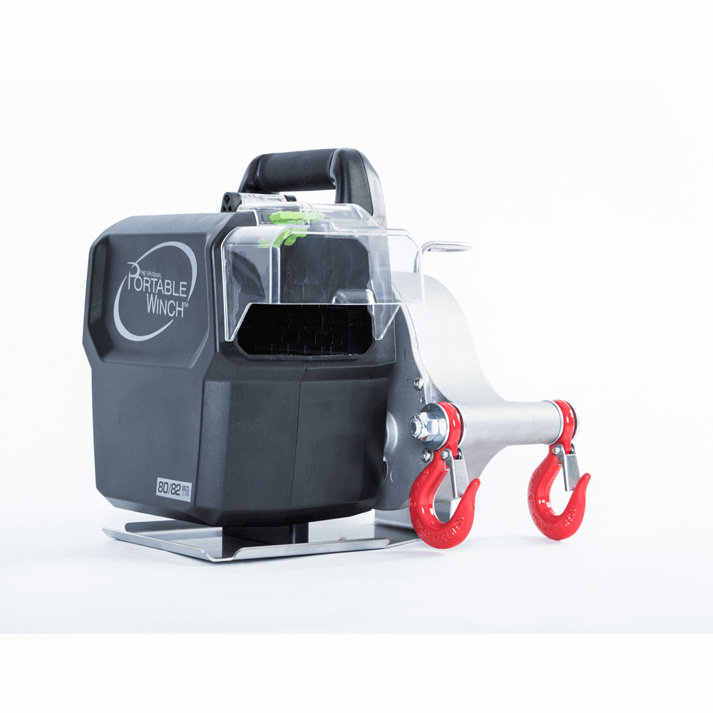 Portable Winch PCW3000-LI-K Battery Winch with hooks for heavy loads, ideal for tree surgeons and outdoor use.