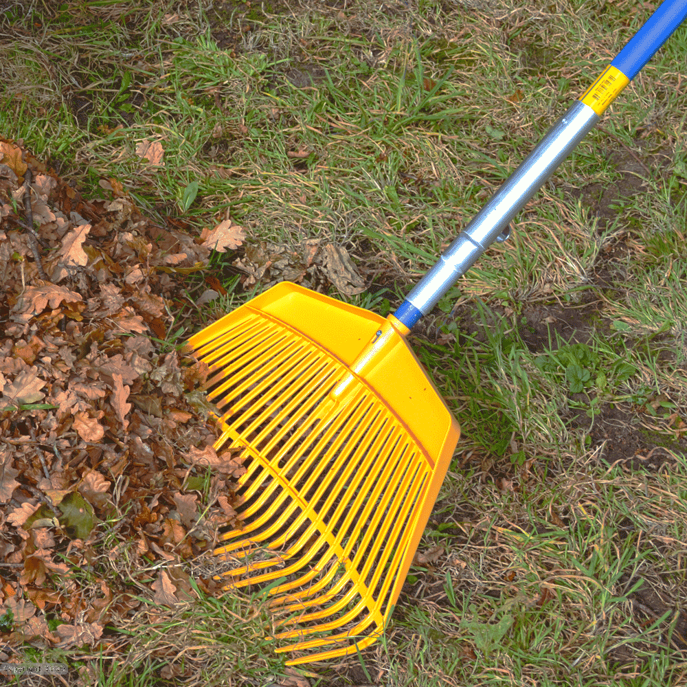 STEIN 2 in 1 Plastic Debris Rake Head designed for tree surgeons; 600mm wide for efficient leaf clearing.