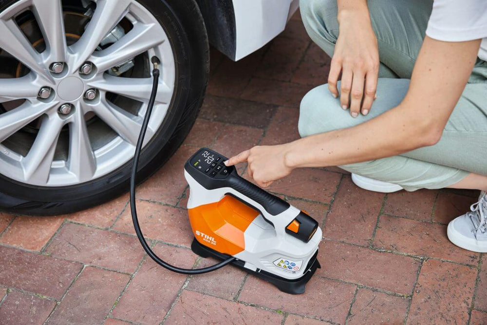 STIHL KOA 20: Compact cordless compressor kit. Inflates tires, balls, and small air mattresses