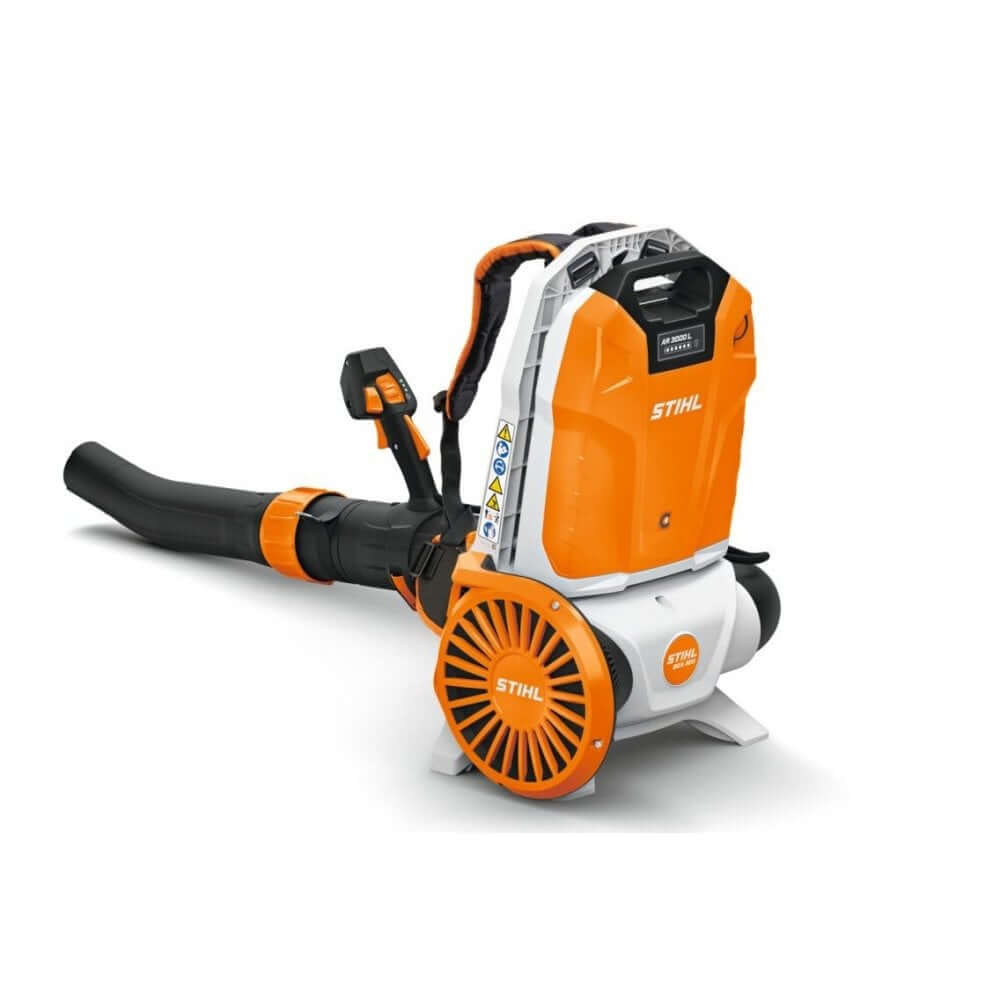 STIHL BGA 300 cordless backpack leaf blower, ideal for tree surgeons, powerful and quiet for professional clean-ups.