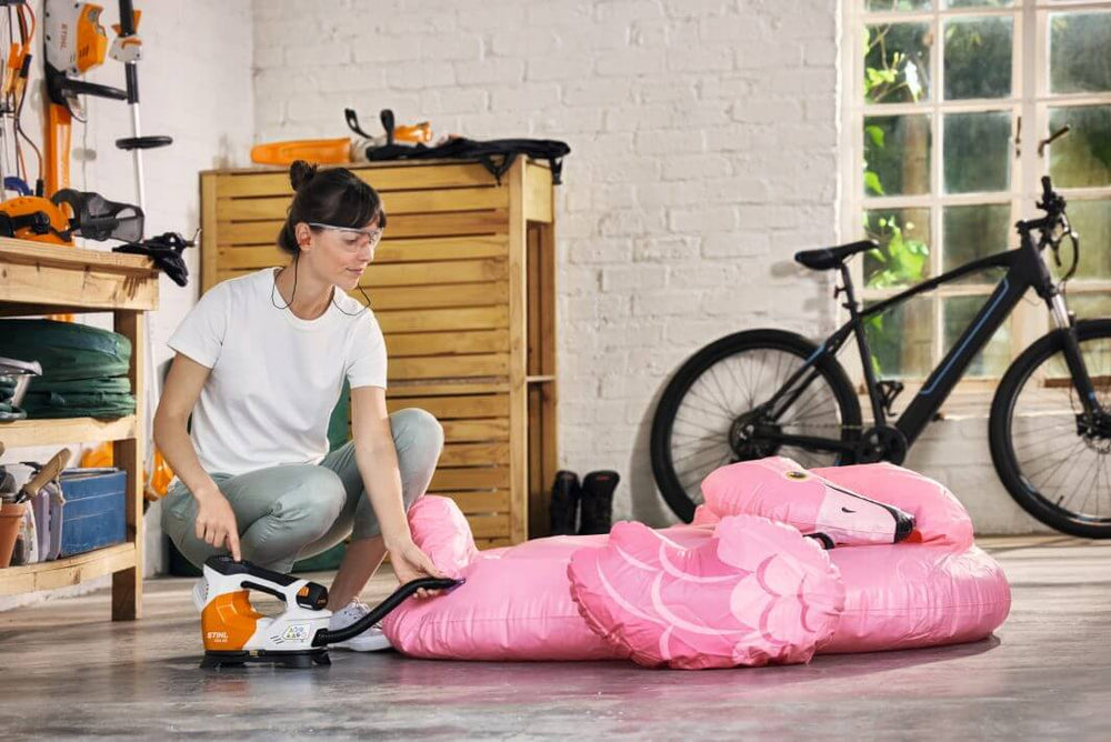 STIHL KOA 20 cordless compressor kit. Portable air pump for tires and small inflatables