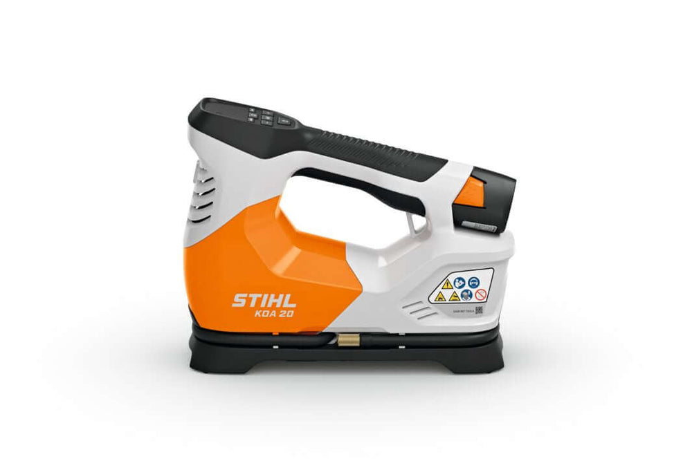 STIHL KOA 20 cordless compressor kit, lightweight and efficient tool for tree surgeons.