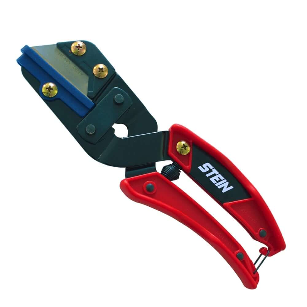 A red and green Stein razor rope cutter with a sharp blade and ergonomic handles.