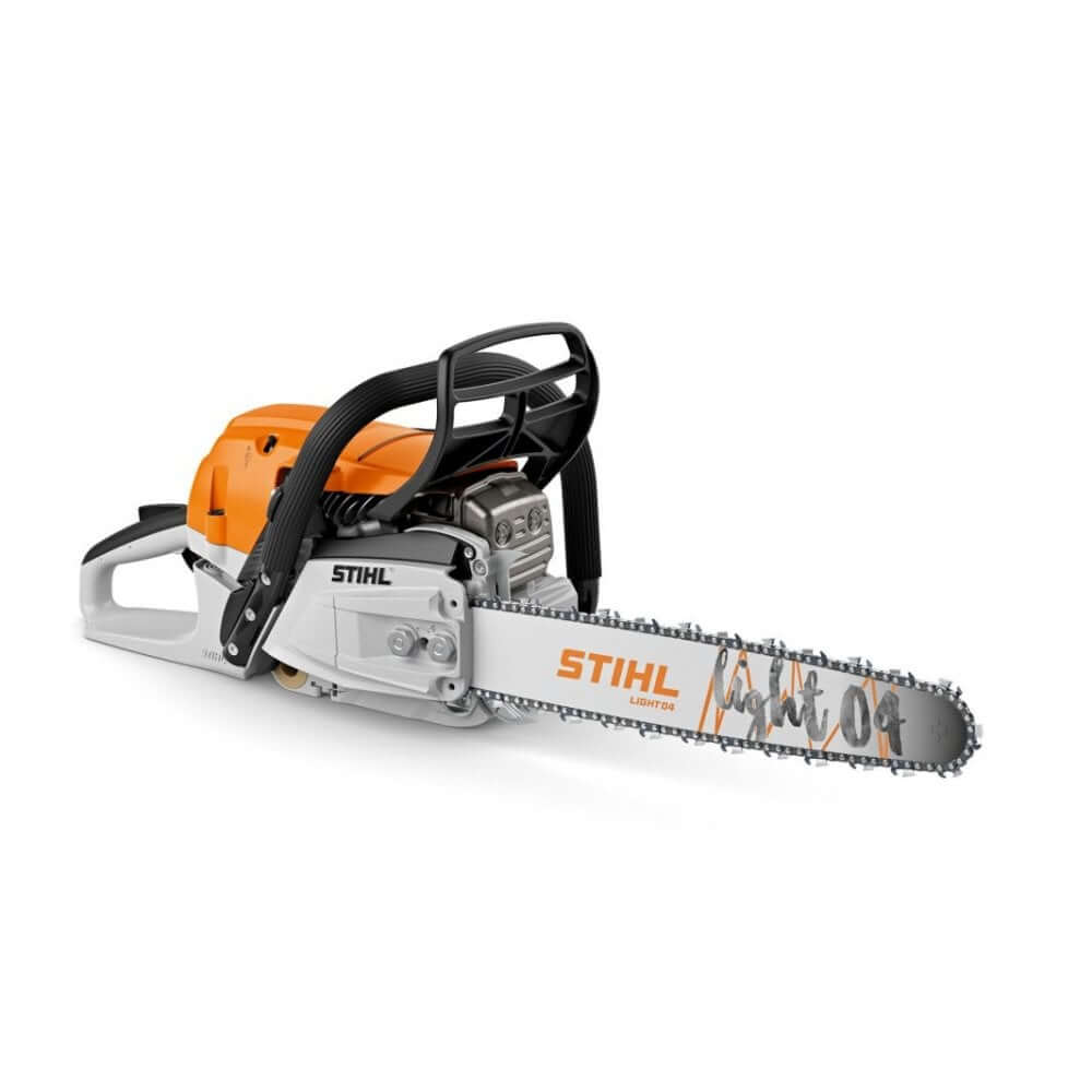 STIHL MS 261 C-M VW heated handle petrol chainsaw for tree surgeons and homeowners, featuring a powerful design.