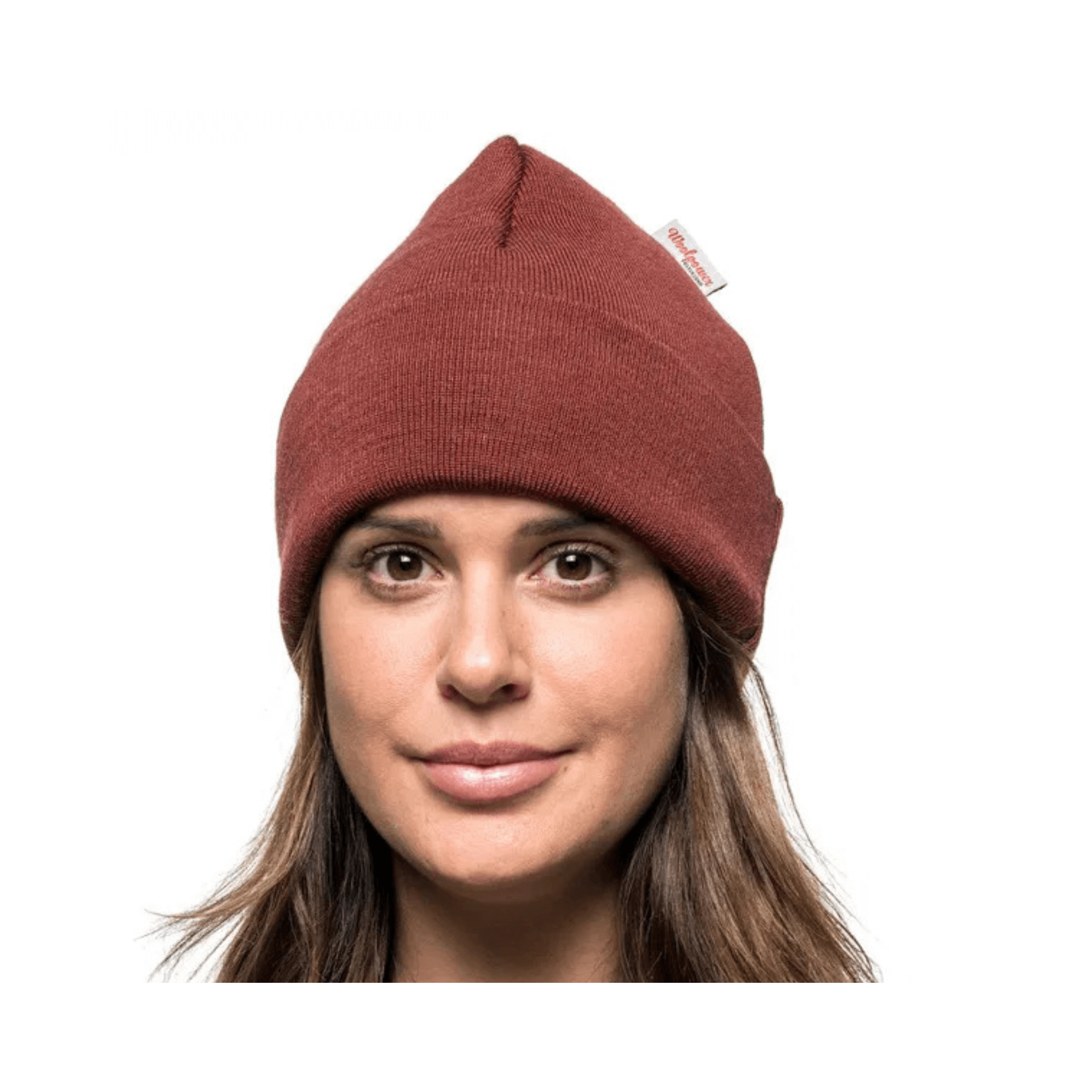 Beanie Classic – Model wearing Autumn Red merino wool beanie for warmth and style.