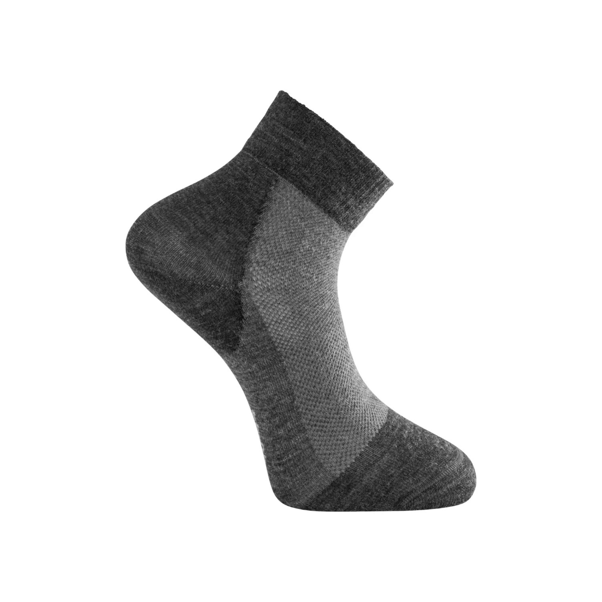 Socks Skilled Liner Short LITE - grey ankle socks with mixed knit technology for enhanced comfort and fit.