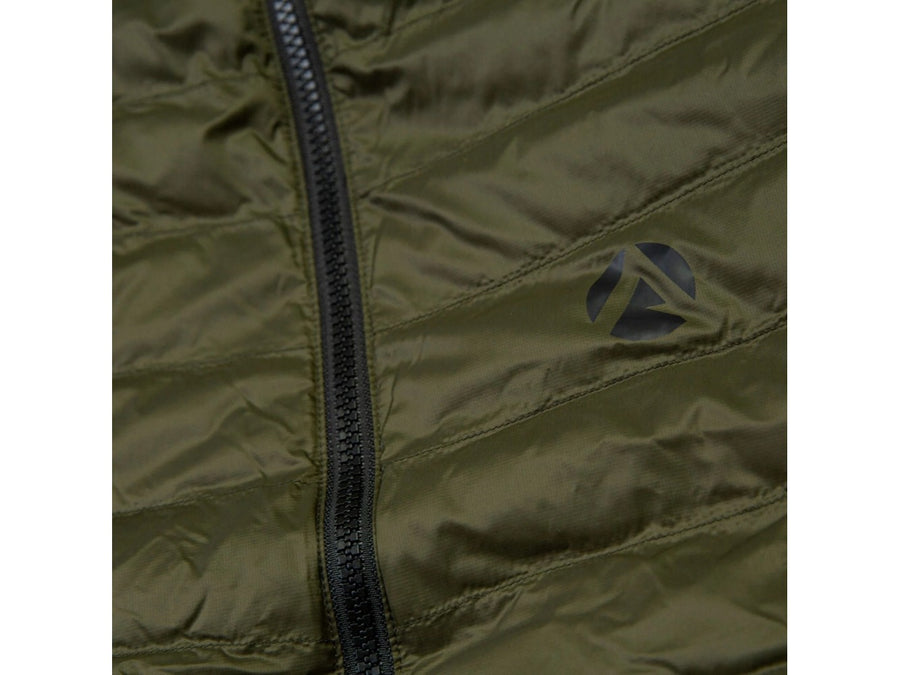 Recycled synthetic insulation