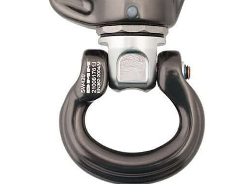 Integrated swivel