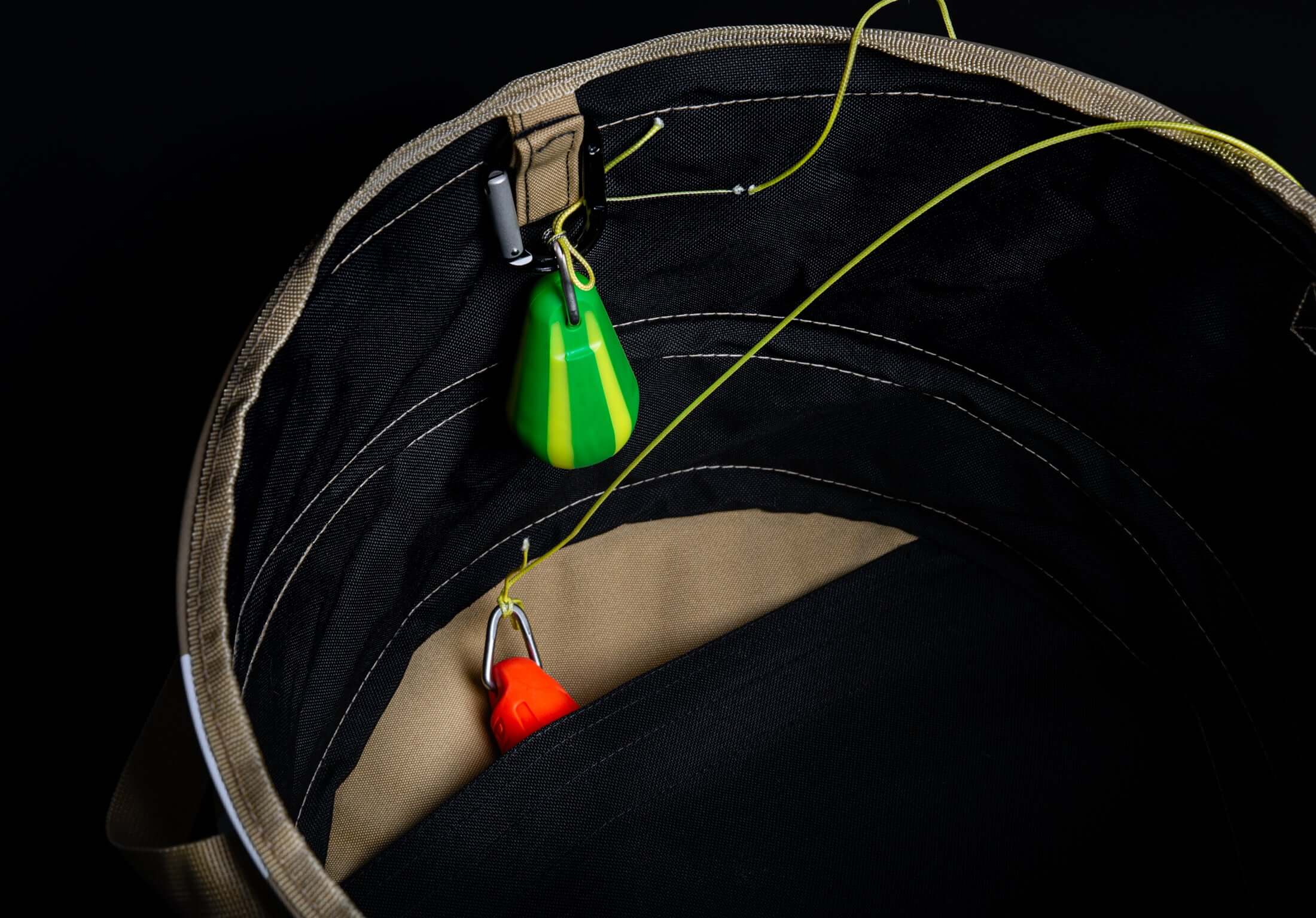 Inside view of the FTC Matriosac 3 throwbag showing storage for throwline and climbing gear, ideal for tree surgeons.