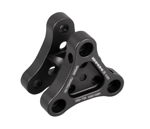 Linkit rigging component for tree surgeons, featuring a boss and yoke design for safe, lightweight connections.