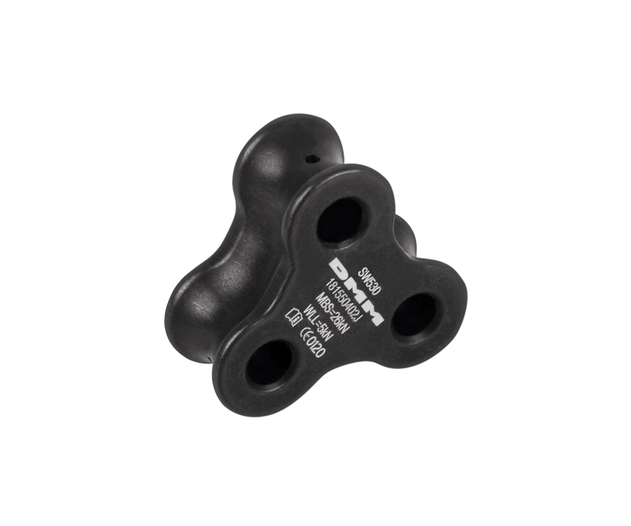 DMM Linkit rigging component for tree surgeons, offering lightweight and compact connection solutions.