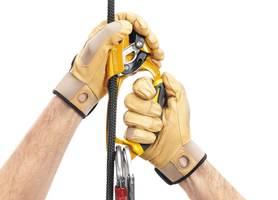 Comfortable dual-density grip