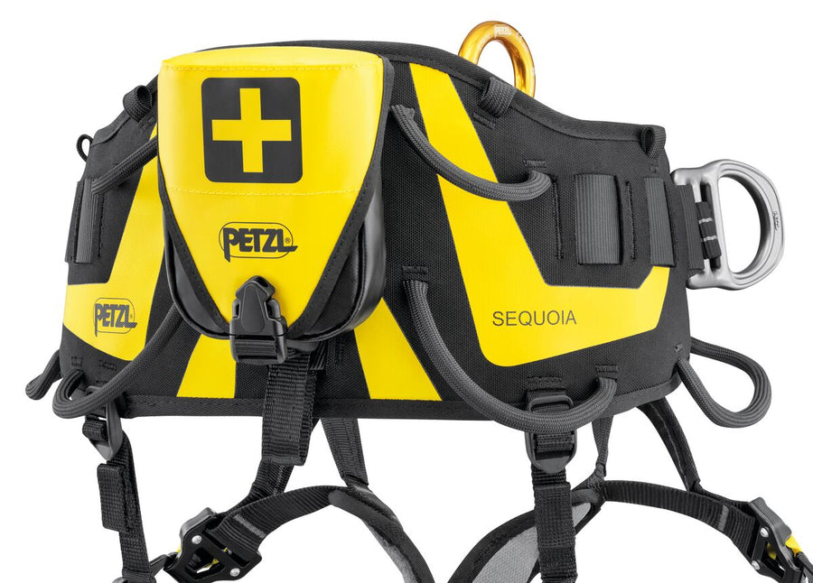 FIRSTAID pouch slot