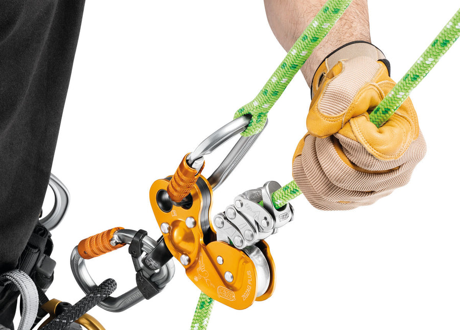Precise release lever
