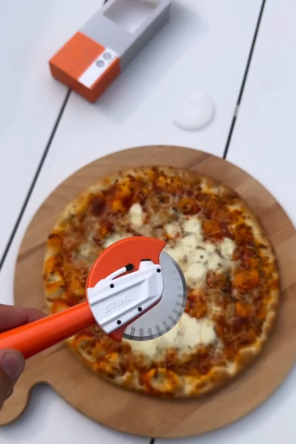 Pizza Cutter Cut-Off Machine