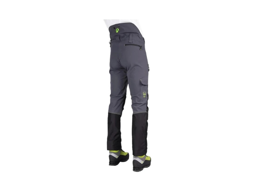 Bi-stretch breathable crotch panel